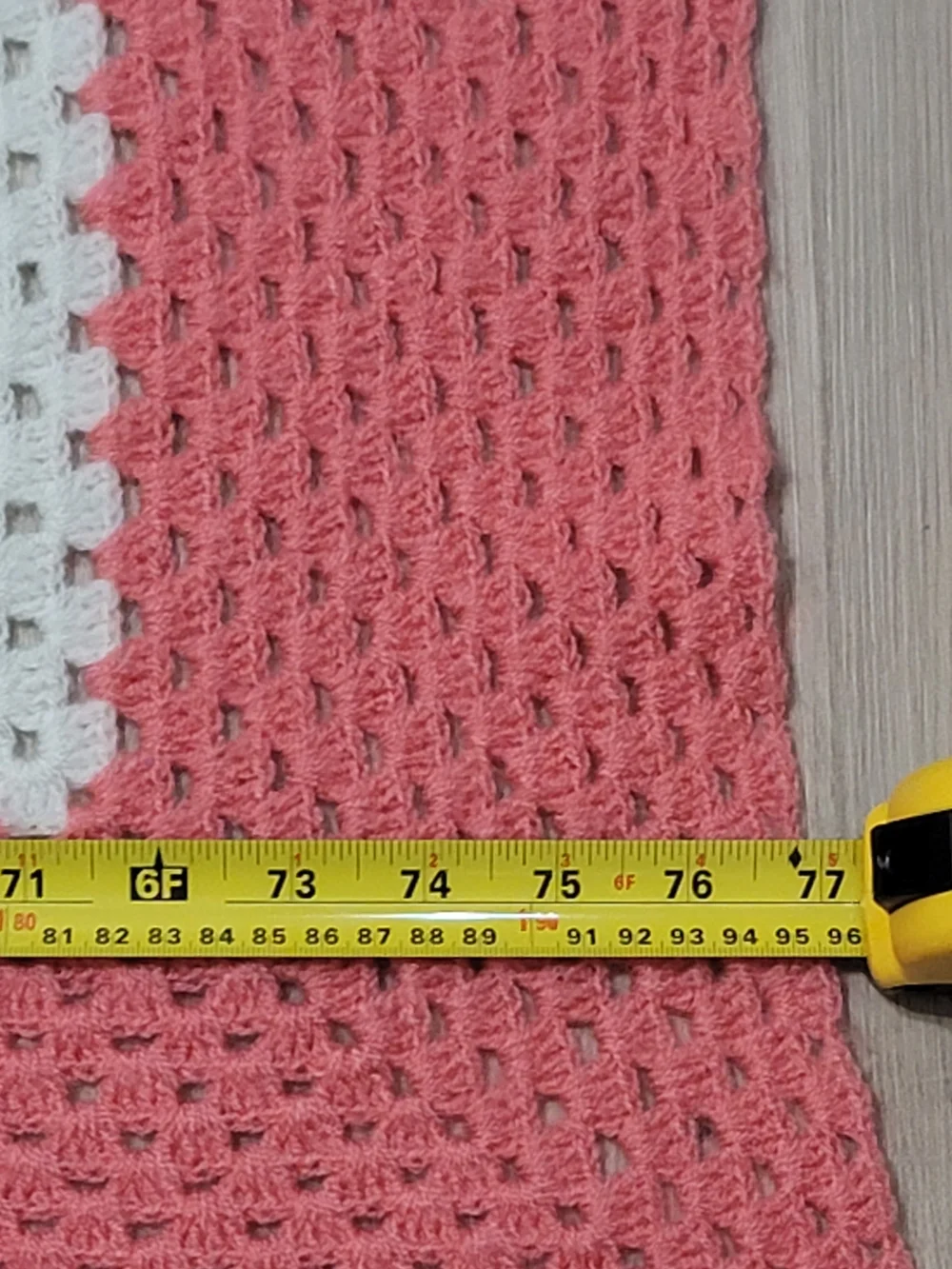 Handmade Crochet Yarn Pink And White 3d Rose Afghan Blanket  77 x 61